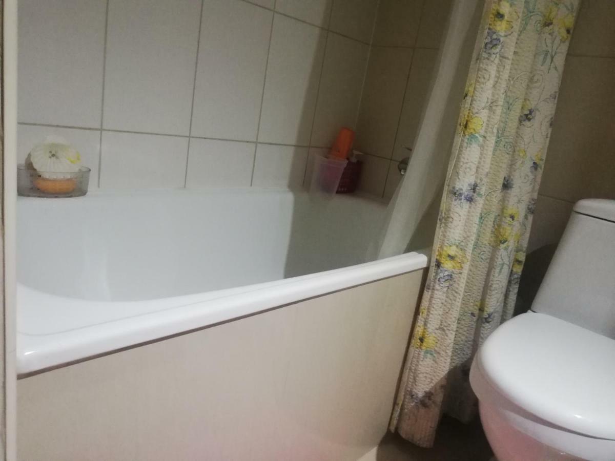 Una Habitacion Privada Con Bano Privado En Centro Historico Сантьяго Экстерьер фото