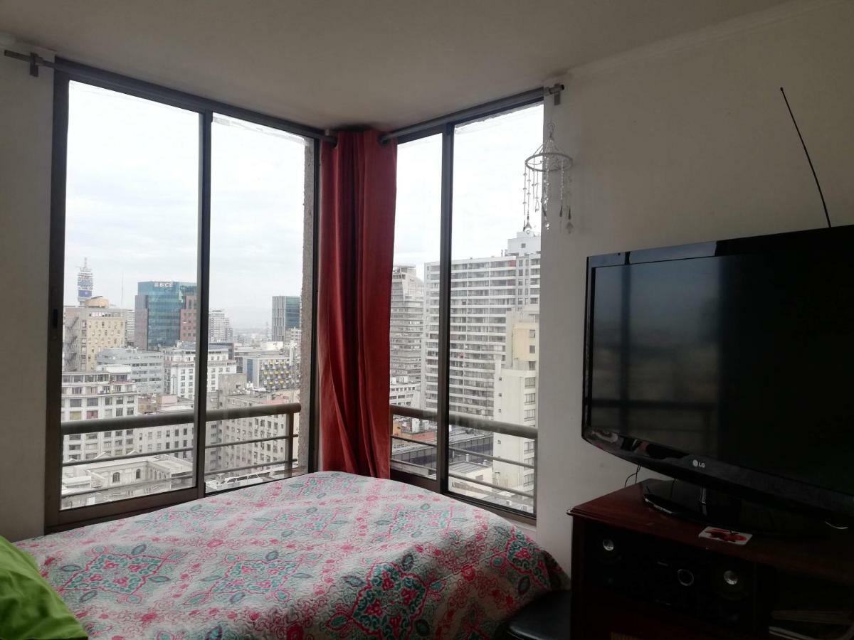 Una Habitacion Privada Con Bano Privado En Centro Historico Сантьяго Экстерьер фото